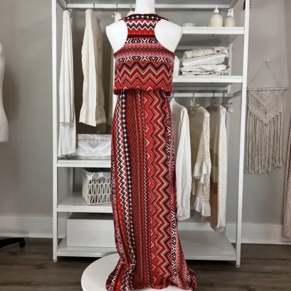 Derek Heart Red Geometric Maxi Dress - Picture 2 of 4